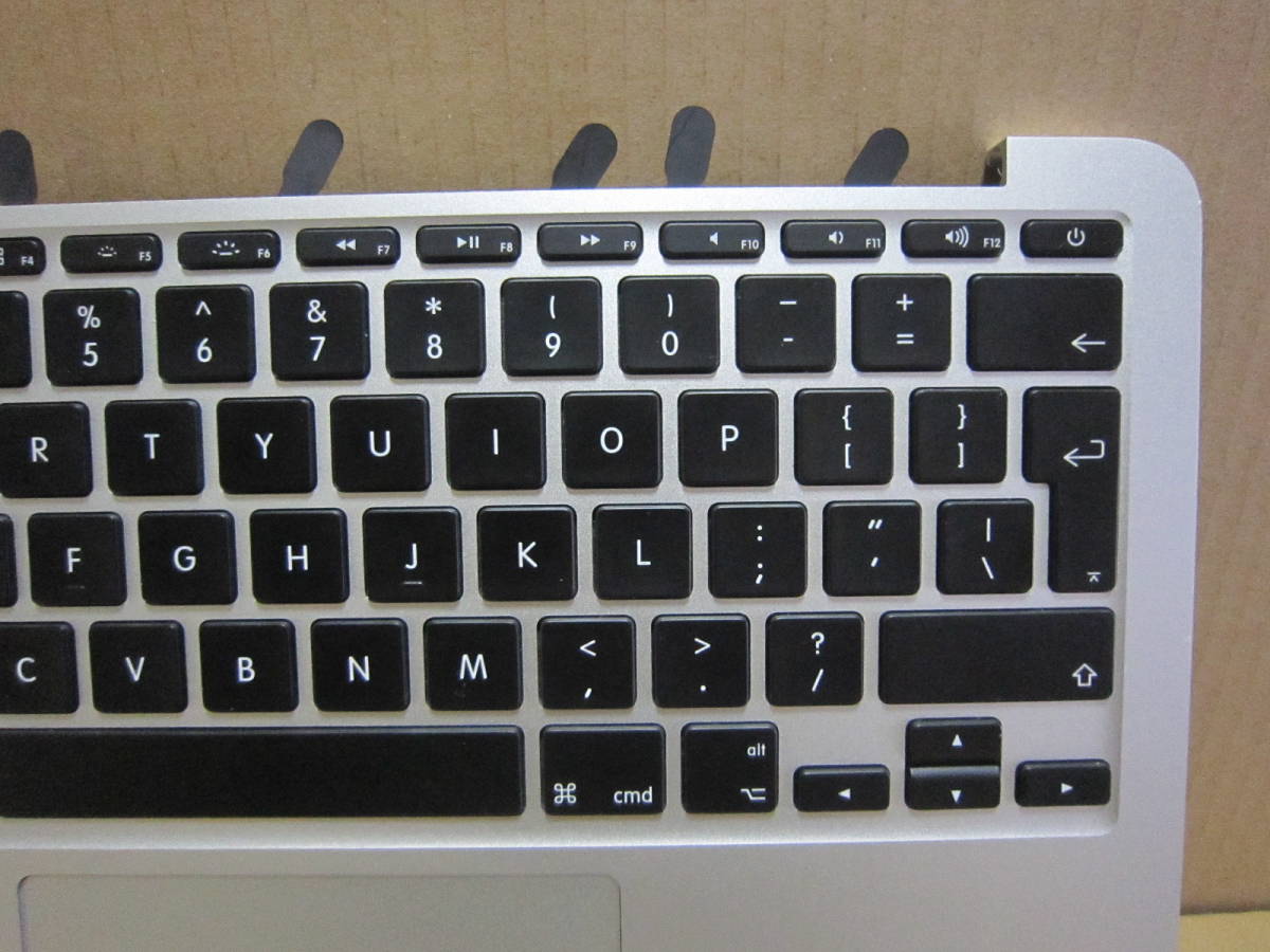 MacBook Air 11inch A1465 2013～2015対応 EU? キーボードユニット　2015年式(Early 2015)取り外し　 中古 正常動作品