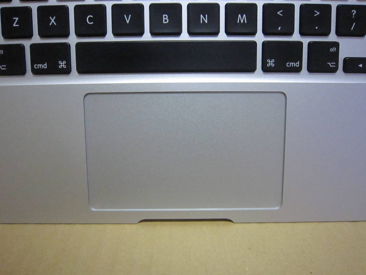 MacBook Air 11inch A1465 2013～2015対応 EU? キーボードユニット　2015年式(Early 2015)取り外し　 中古 正常動作品