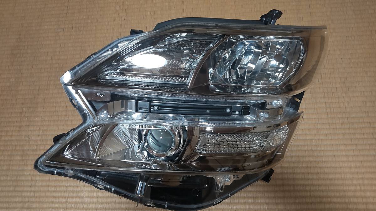 トヨタ 20 ヴェルファイア 純正 HID AFS付 ヘッドライト ヘッドランプ 