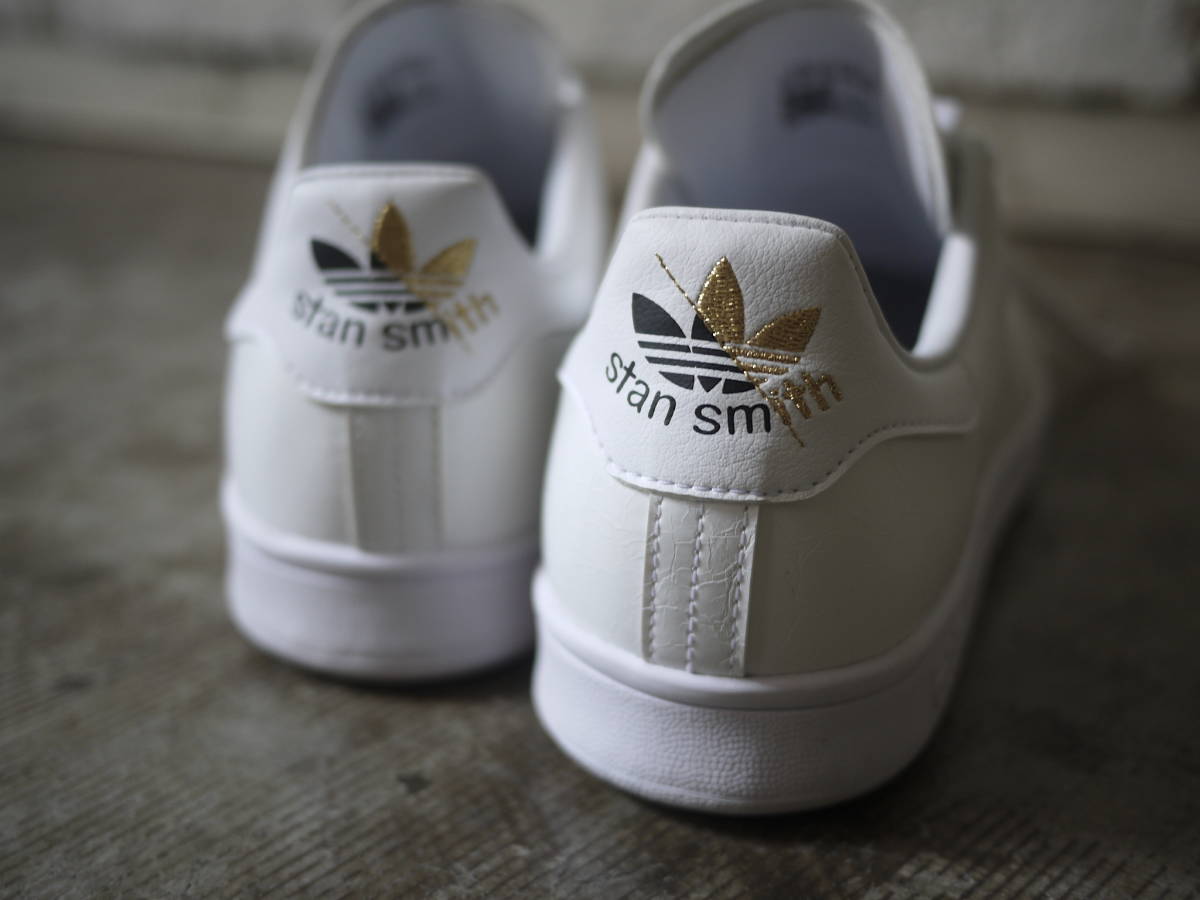 極美品 1.4万 adidas STAN SMITH women