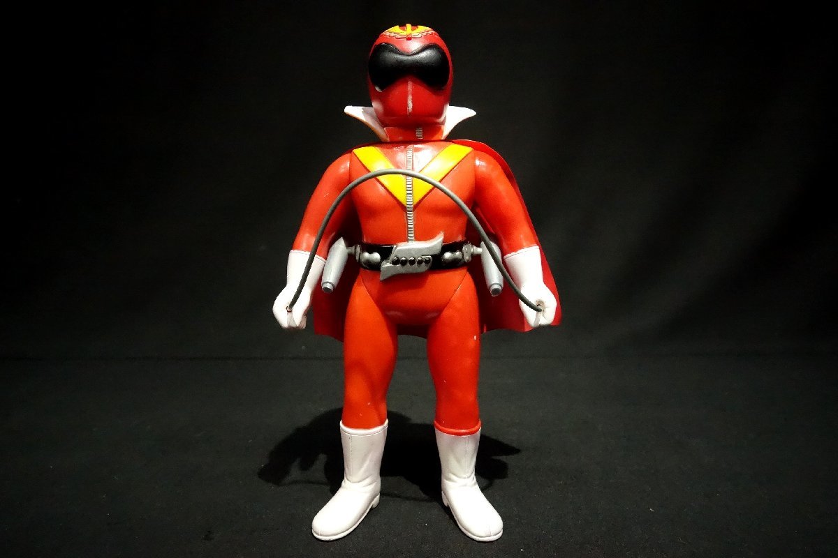 大得価，HOT アカレンジャー ソフビ 旧バンダイ 仮面脱着 ゴレンジャー 当時物 昭和レトロ(ソフビ)｜売買されたオークション情報、yahooの商品情報をアーカイブ公開 - オークファン ソフビ