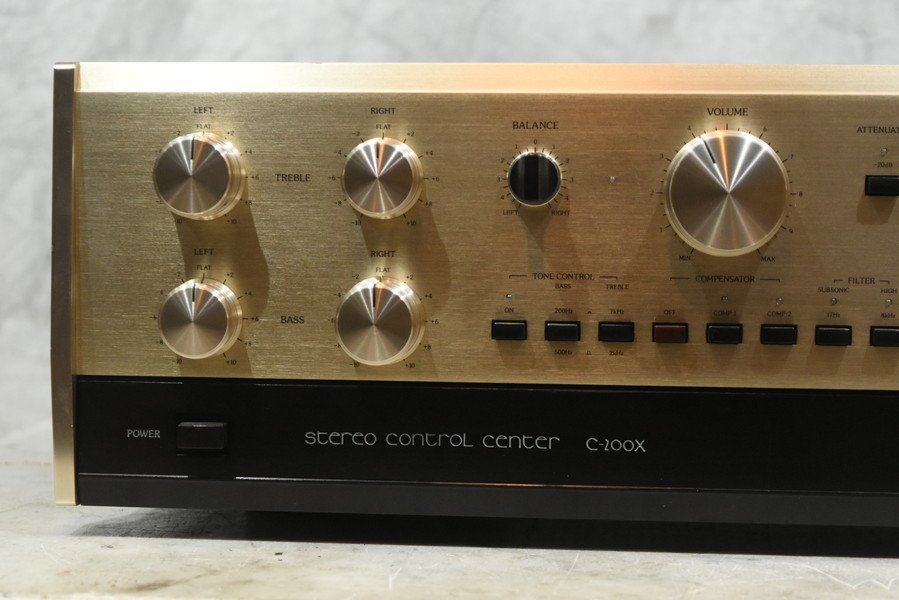 Accuphase アキュフェーズ コントロールアンプ C-200X
