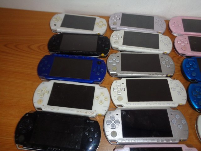 本体 PSP SONY 30台まとめてセット　送料無料　ジャンク　PSP　1000　2000　3000　PSvita　PCH-1000　PCH-2000　ソニー　Sony