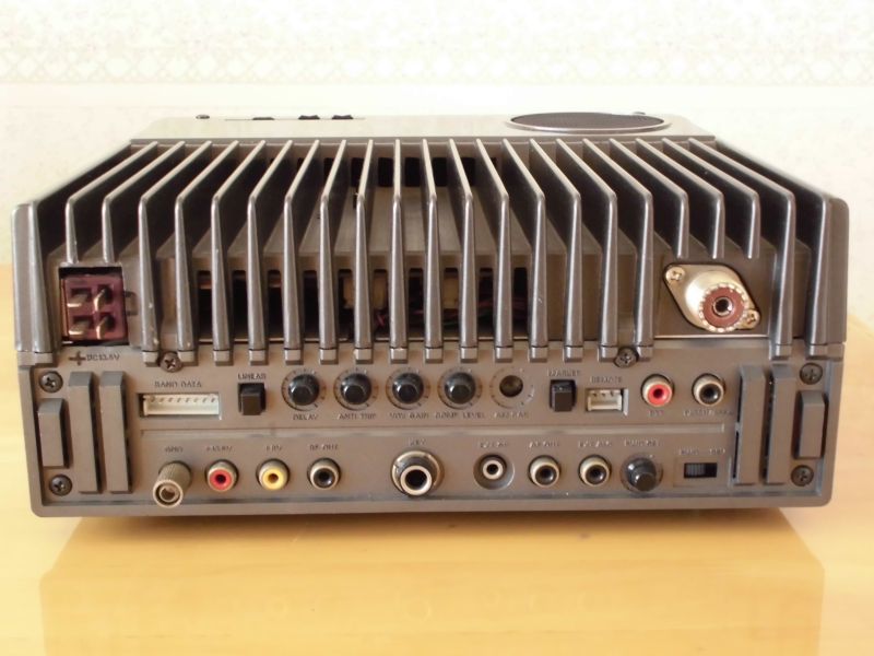 YAESU FT757SX 100W HFトランシーバー YAESU FT757SX 100W HFトランシーバー YAESU FT757SX 100W HF