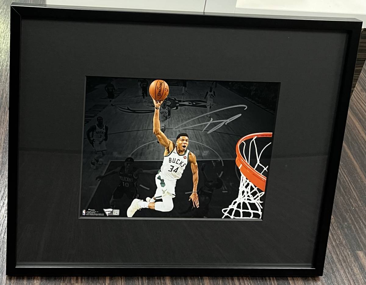 Giannis ヤニス アデトクンボ 直筆サインカード 世界144枚限定 Giannis