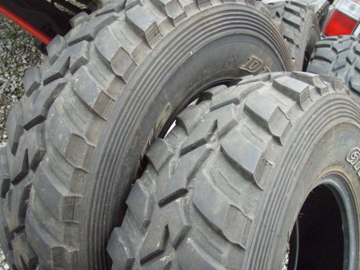 ダンロップ グラントレックMT2 255/85R16 バリ山4本 倉庫保管 ジムニー 