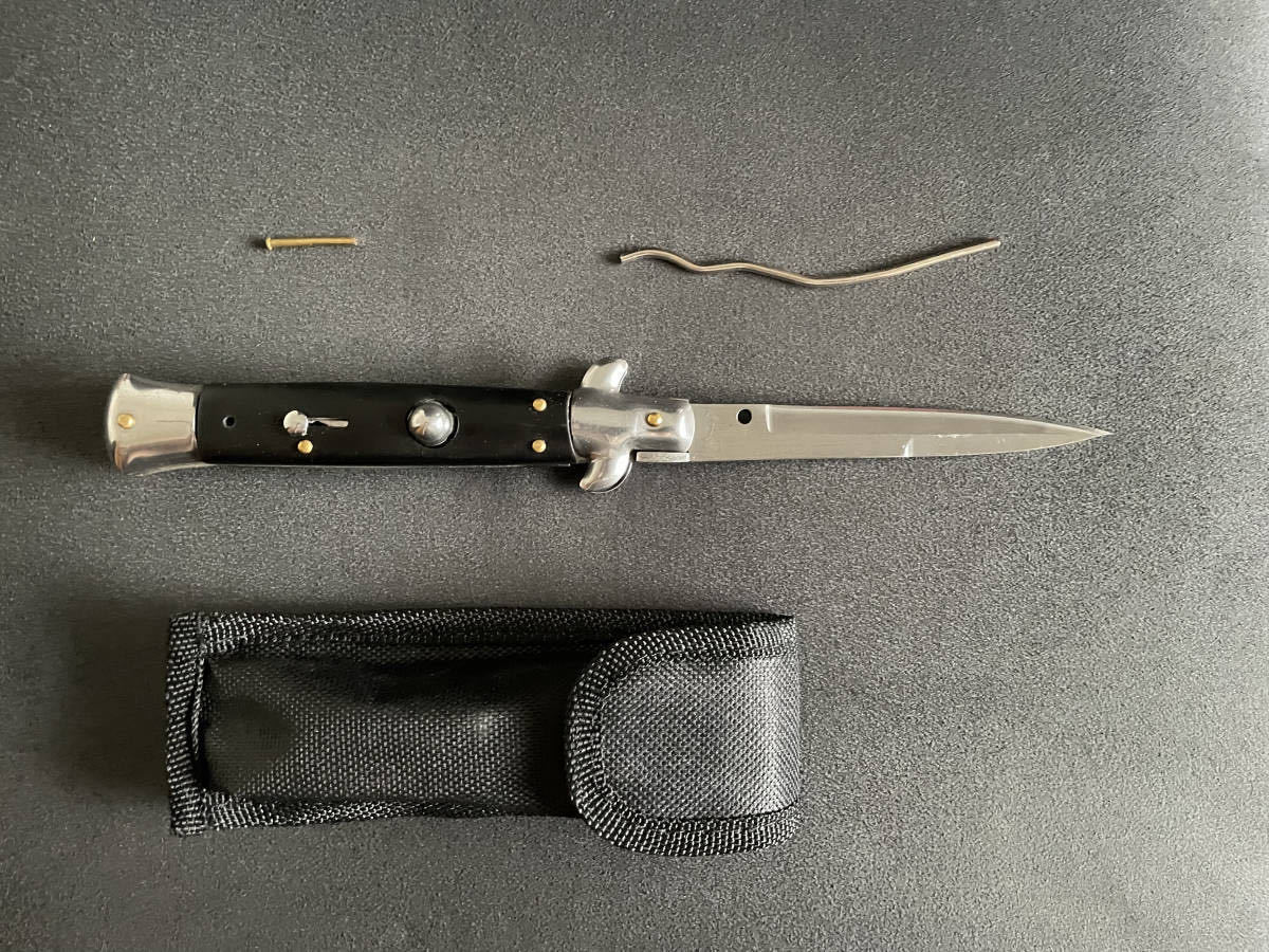 【新品】AKC イタリアン スティレット ナイフ 折りたたみ フォールディング スイッチブレード【飛び出し機構解除済み】黒《合法化済》