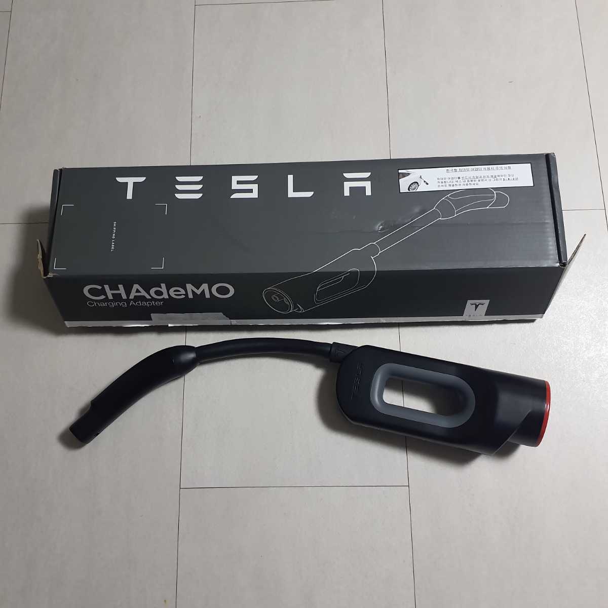 テスラ TESLA CHAdeMO チャデモ アダプター 美品（5回以内の使用