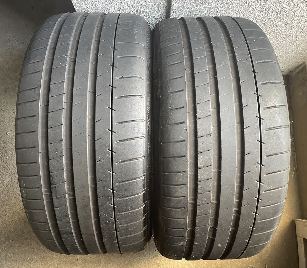 ☆【送料込み】(北海道、沖縄は別途）☆イボ付き◇205/65R15