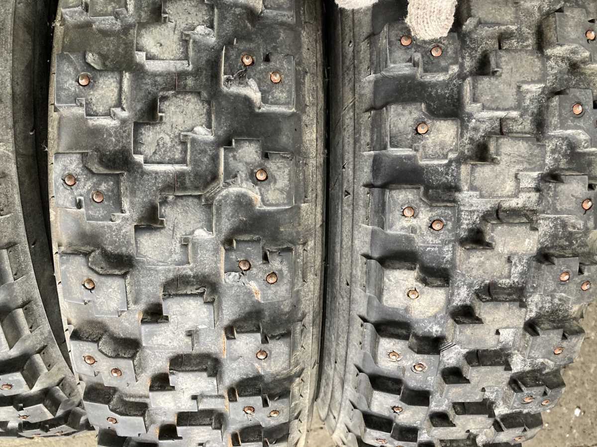 スパイクタイヤ 175/80R14 フルピン 185/70R14互換サイズ ブリヂストン 