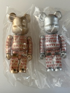 BE@RBRICK ベアブリック 100％ HELLO KITTY 2005 Valentine's Day BE