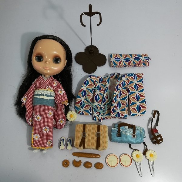 mF826a [人気] ネオブライス マーガレットミーツレディバグ | ドール L