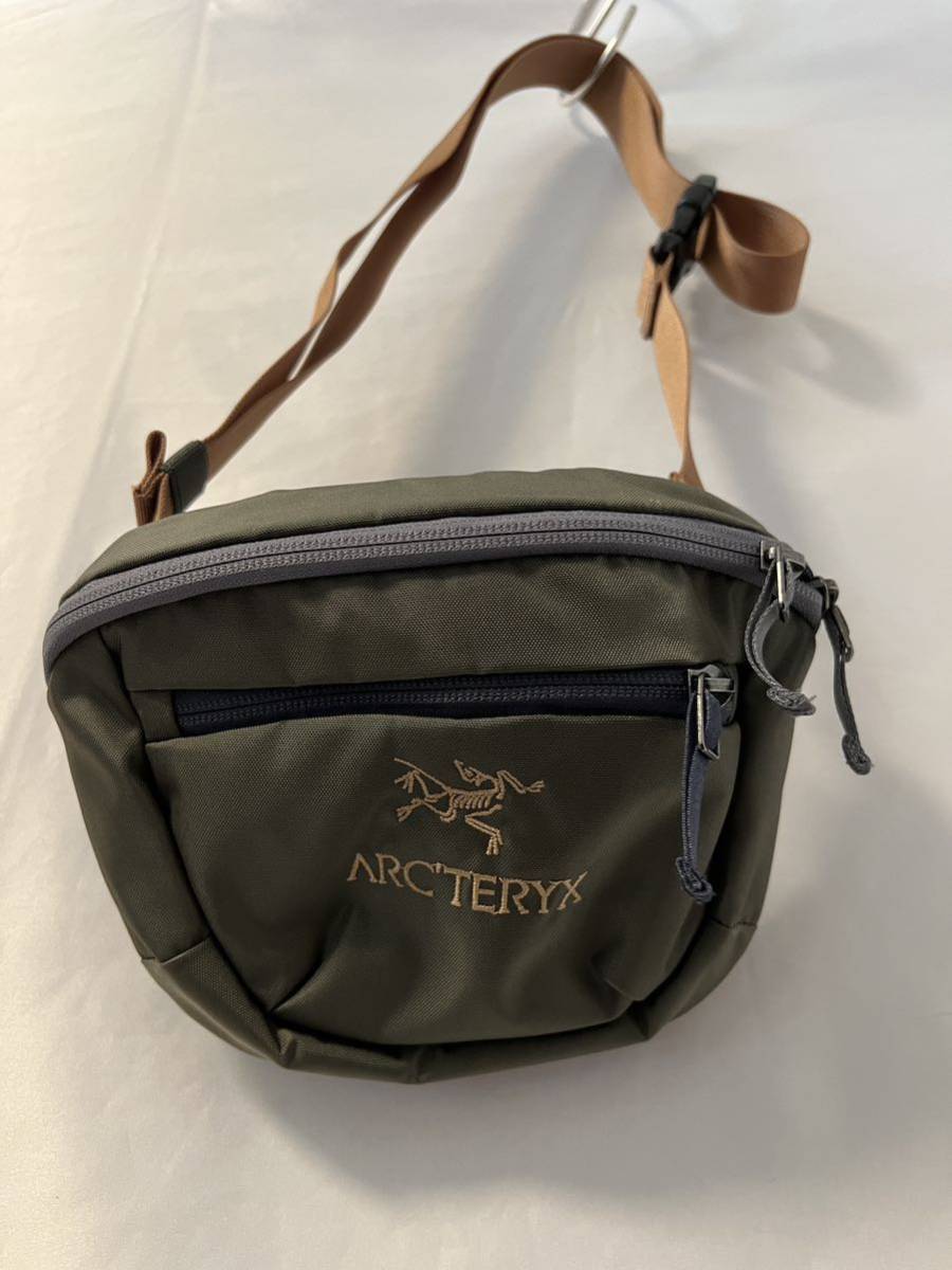 ARC'TERYX ショルダー バッグ カーキ BEAMS BOY MANTIS 1 WAISTPACK