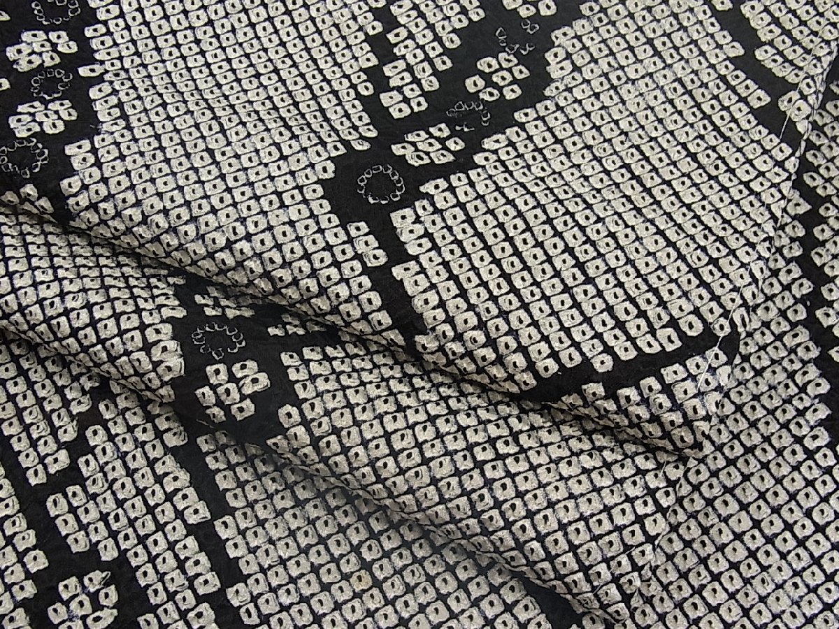 着物屋ほのか■極上　本疋田絞り　小紋　総絞り　吉祥花文　黒地　逸品　ar1ー0239