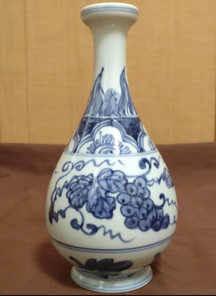 大得価，品質保証 中国 景徳鎮製 染付唐草紋玉壺春瓶 青花 文房 茶器 花器 中国古陶磁(染付)｜売買されたオークション情報、yahooの商品情報をアーカイブ公開 - オークファン 骨董陶磁器一般