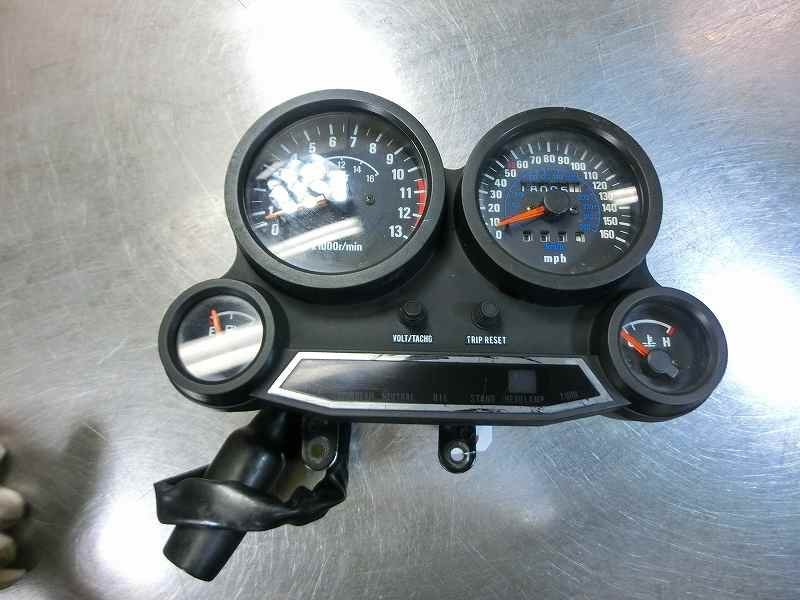 GPZ900R 純正メーターAssy、綺麗、マイル表示、スピードメーター、タコ