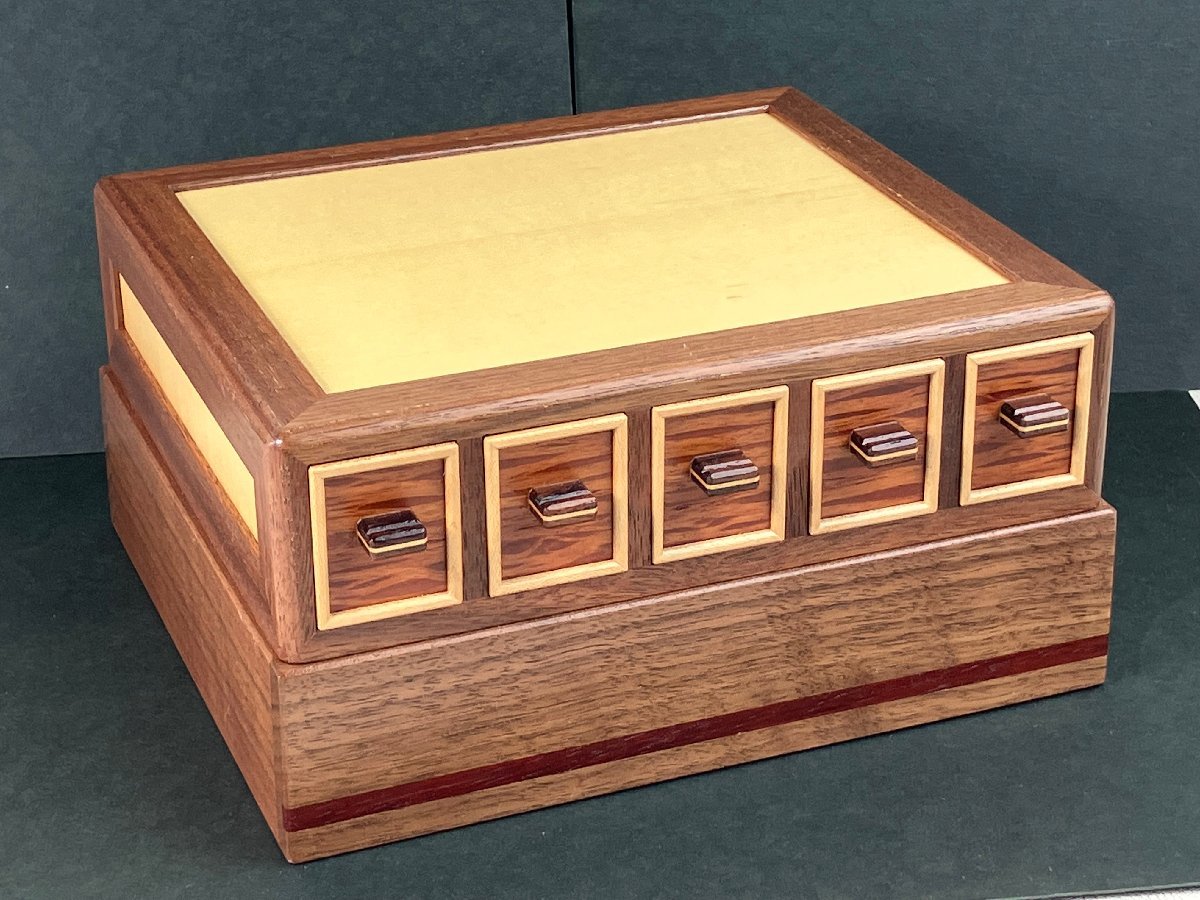 【美品】箱屋の小僧 引き出し 箱根寄木細工 からくり箱 からくり細工 木製 伝統工芸品 寄木細工 パズル janh-yc