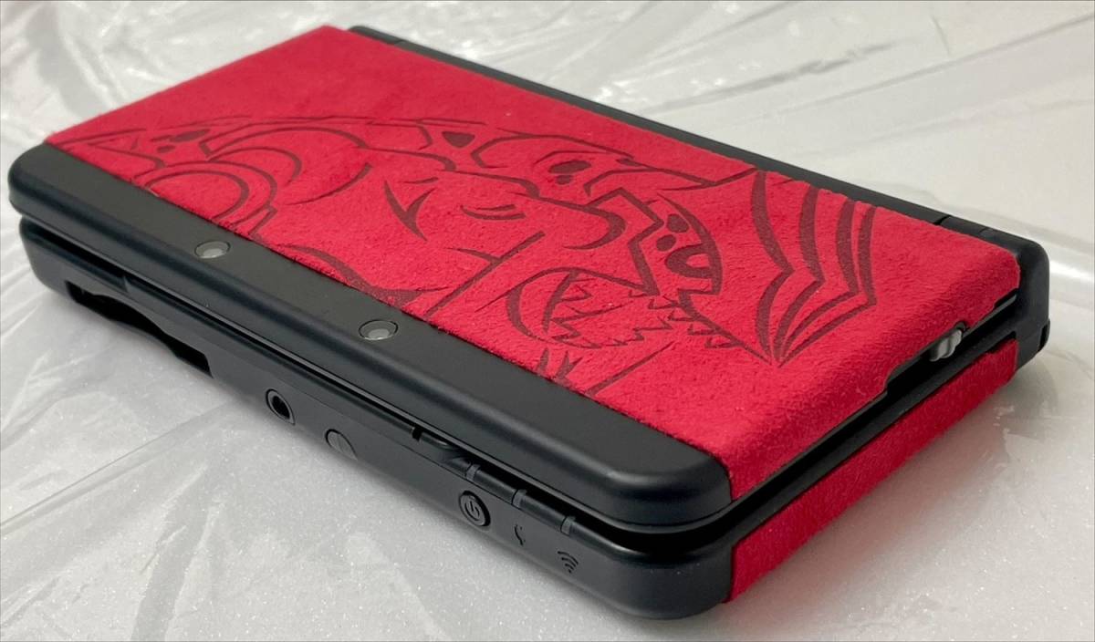 中古New3DS本体】 ポケモンセンター限定 Newニンテンドー3DS  