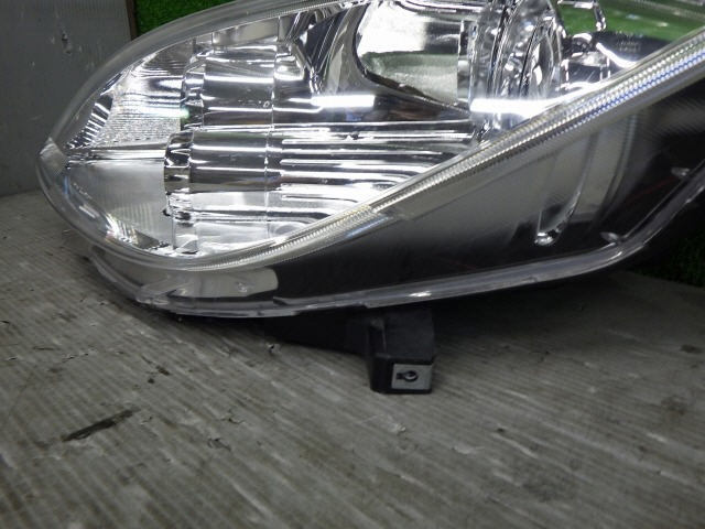 ★ 即決あり H14年 コルト Z25A 純正 左 ハロゲン ヘッド ライト マルチリフレクター STANLEY/スタンレー/P2970 中古 [ZNo:03013125] 2026年最新Yahoo!オークション Z25A ヘッドライト パーツ卸売り スポーツ コルト（三菱）の価格・スペック情報{平成16年4月