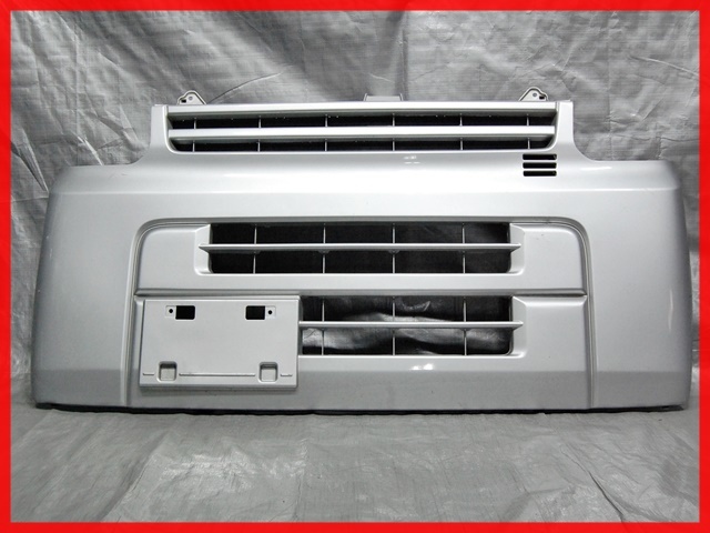 31303 DA17V エブリィバン 純正 フロントバンパー 71711-64P0