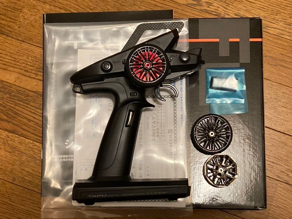 新品，本物保証 Futaba フタバ T4PM PLUS 屋内 使用 送信機 保証書 FLY SKY FS-RM005 モジュールオプションパーツ付き ミニッツ白アンテナに(送信機)｜売買されたオークション情報、yahooの商品情報をアーカイブ公開 - 送信機