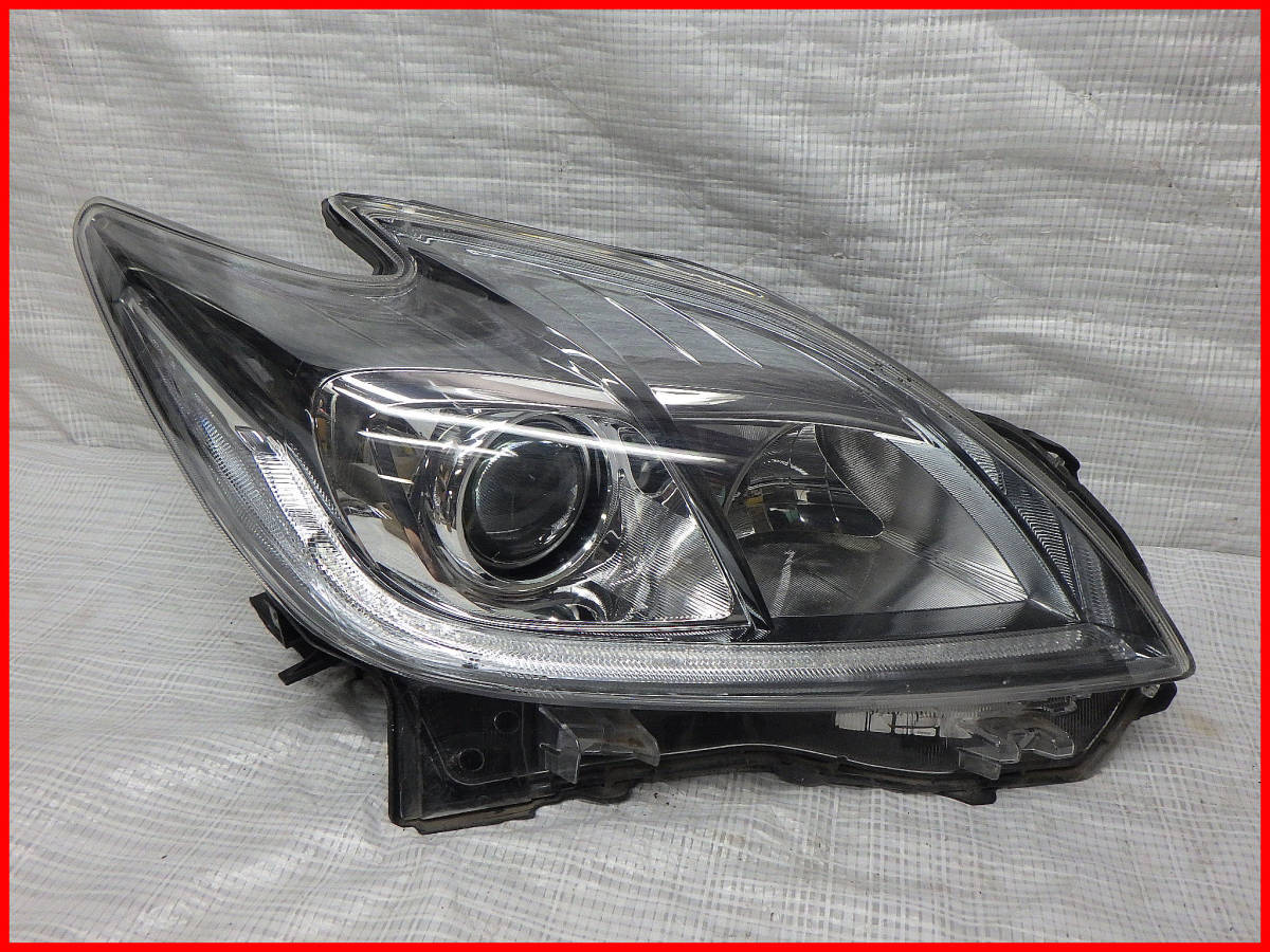 ZVW30 後期 プリウス HID右ヘッドライト右ライト 右側 KOITO 47-52 ZVW30 後期 プリウス HID右ヘッドライト右ライト 右側 KOITO 47-52
