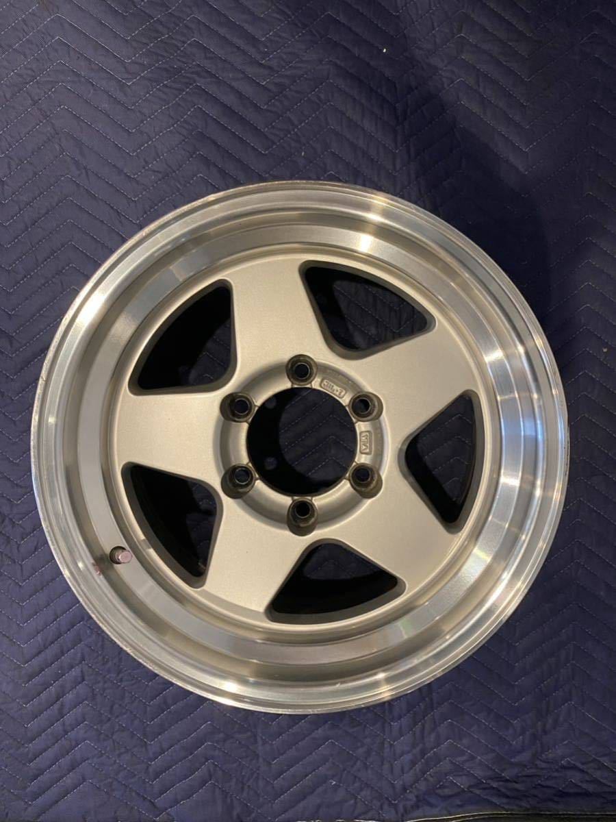装着画像有】200系ハイエース 16インチ アルミホイール 8j +0 深リム