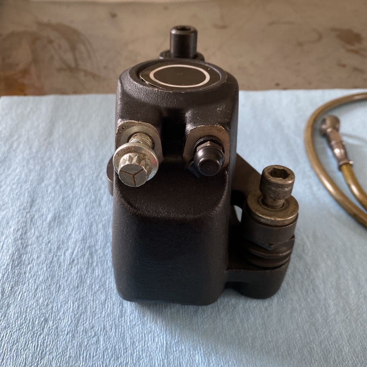 ハーレーエボフロントブレーキ キャリパー エボ ハーレー フロント