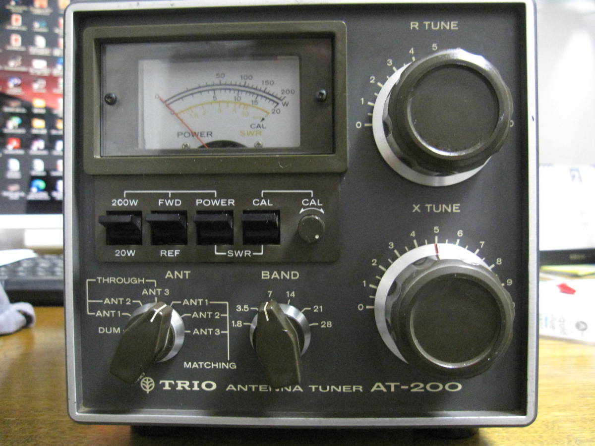 TRIO AT-200 アンテナチューナー Kenwood TRIO AT-200 Ham Radio