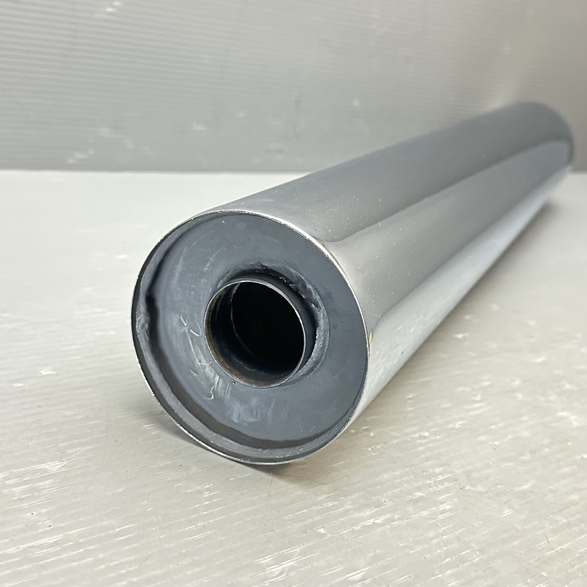 スクリーミンイーグル2 純正　サイレンサー マフラー　ハーレー ダイナ スクリーミンイーグル2 純正 サイレンサー マフラー ハーレー ダイナ