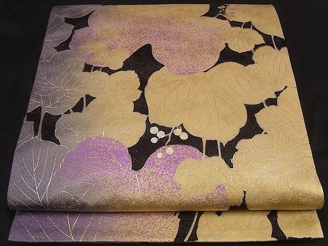 着物屋こころ■全通柄袋帯　蔦の葉文　黒地　金銀糸　銀通し地　正絹　逸品　未使用　B-sa1978