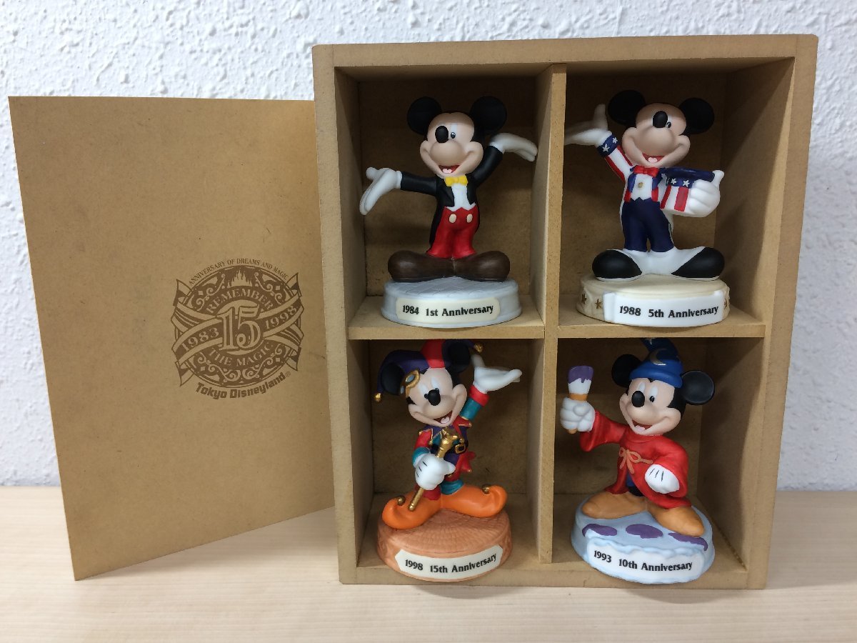 ディズニー TDR ディズニーランド15周年 木箱入り フィギュアセット