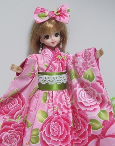 ハンドメイド ジェニーちゃん 高校生リカちゃん 着物ドレス 薔薇模様