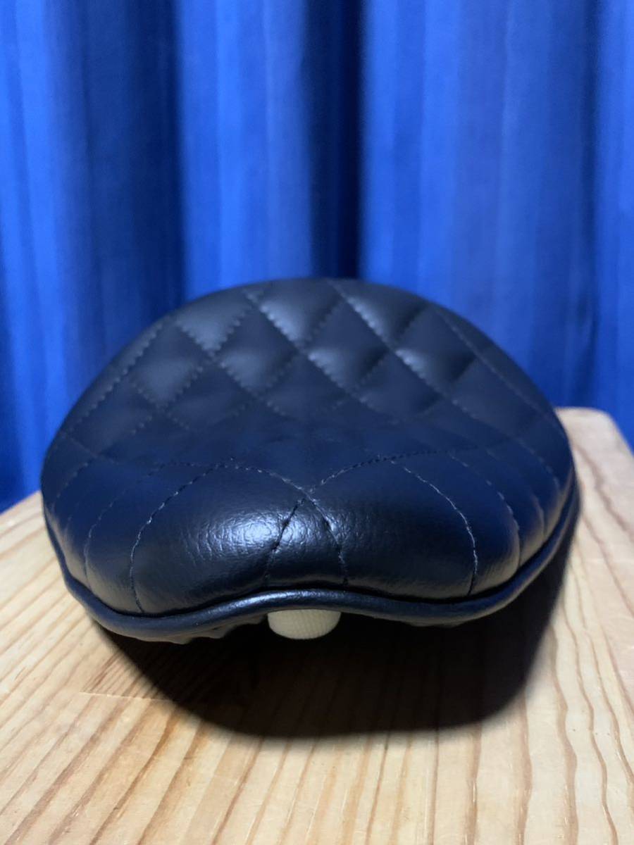 バイク 最終値下げ 美品 ソロシート ダイヤカット サドル ハーレー