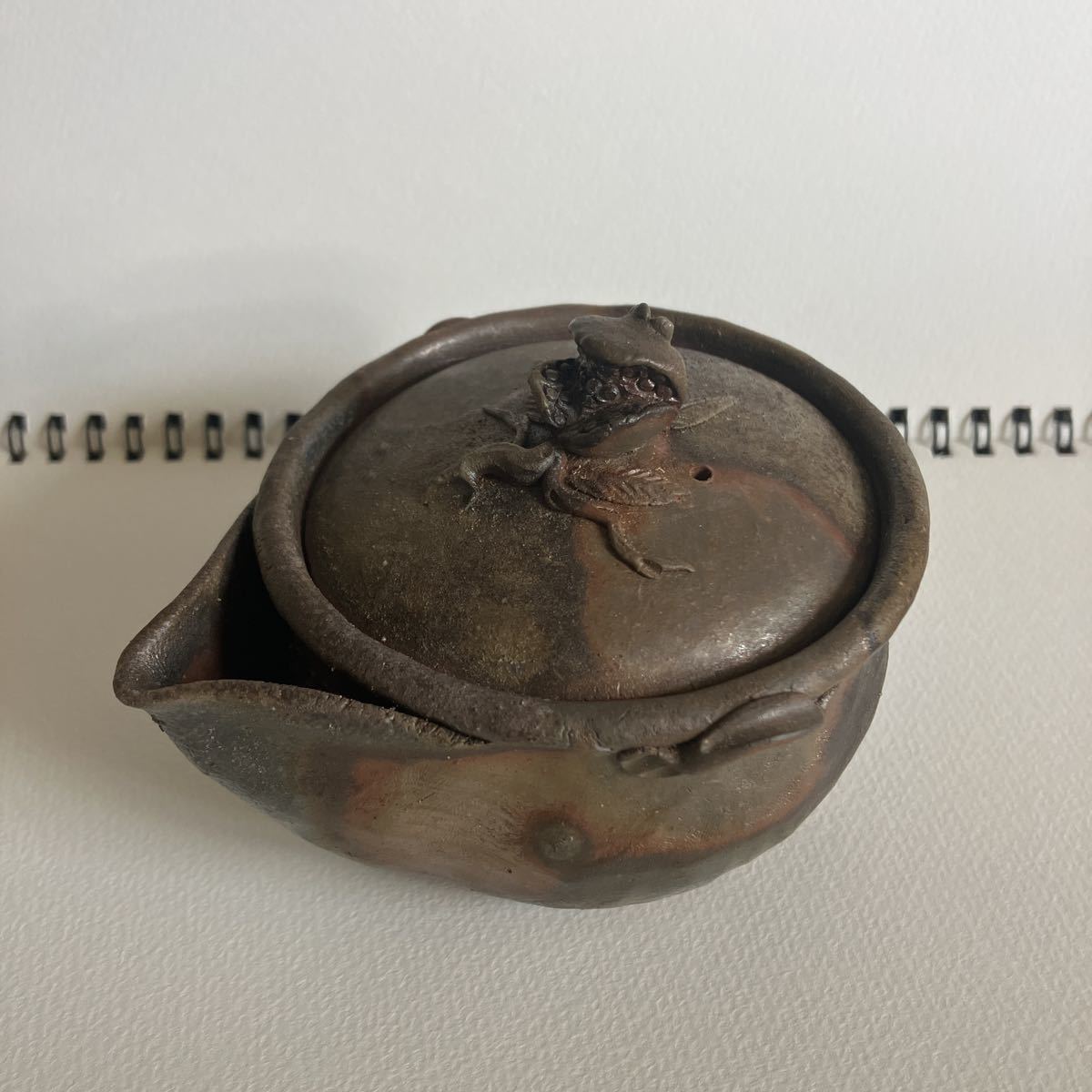 83.備前焼 宝瓶 登り窯 ザクロ 柘榴 六角 手びねり 急須 83