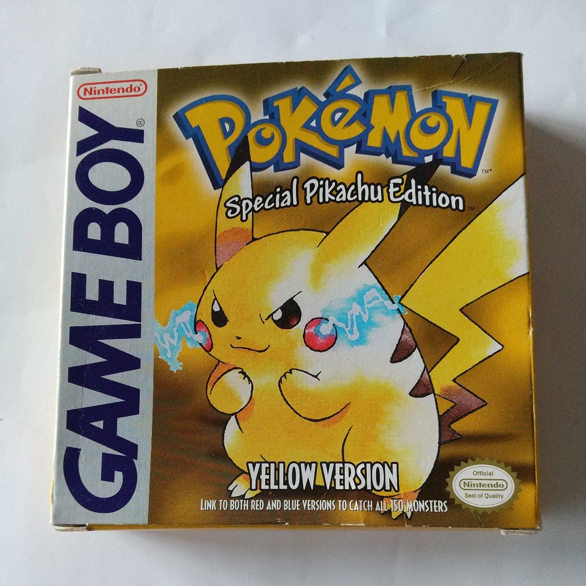 Pokemon Yellow Version Special Pikachu Edition 海外版 ゲームボーイ 