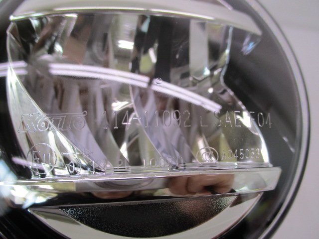 エスクード YEH1S LED フォグランプ 左/KOITO 114-11092L/35502-79R01 中古品[H310-KB1937]