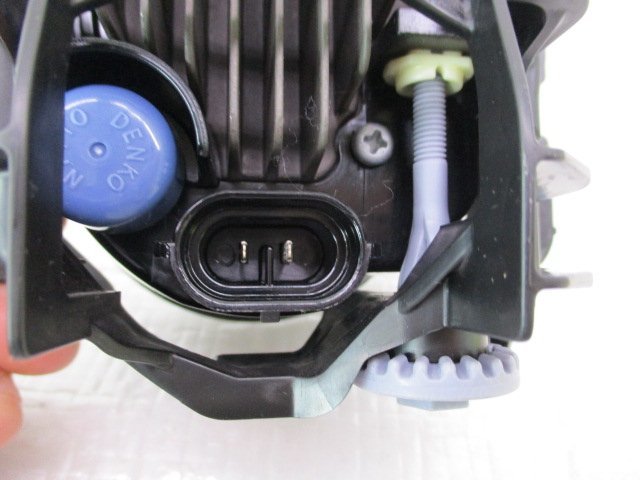 エスクード YEH1S LED フォグランプ 左/KOITO 114-11092L/35502-79R01 中古品[H310-KB1937]