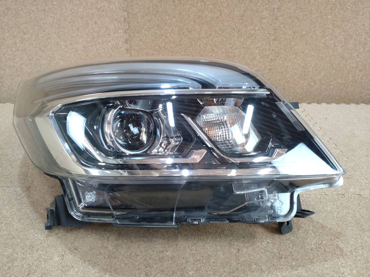 【美品】日産 デイズルークス B21A 右ヘッドライト LED KOITO コイト 100-6712J 後期 26010-6A03B【R5-1004C-O】