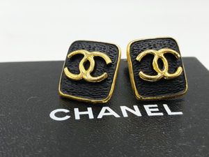 CHANEL イヤリング スクエアのYahoo!オークション(旧ヤフオク!)の相場 