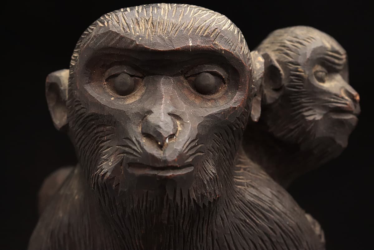 US676 時代物 木彫「親子猿」高22.5cm 重1.3kg・木彫猿・木造猿・木雕