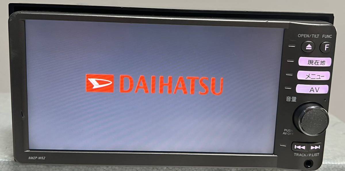 ダイハツNMZP-W62メモリーナビ DVD SD TV Bluetooth 地図データ2011年