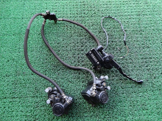 XJ550 XJ400 純正 当時物 ダブルフロントキャリパー 作動確認済み 4V8