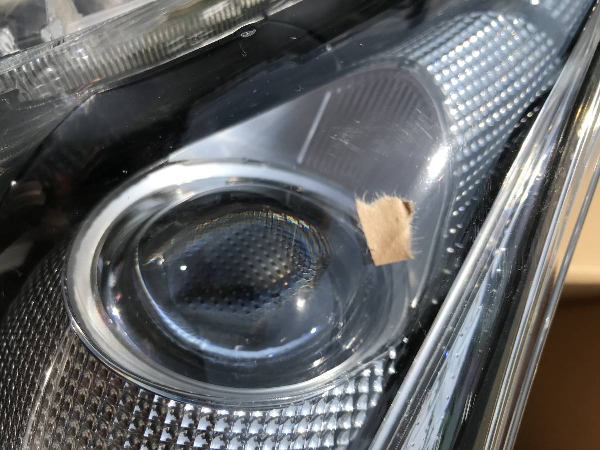 トヨタプリウス左ヘッドライト50系 LED 81185-47691(ヘッドライト 