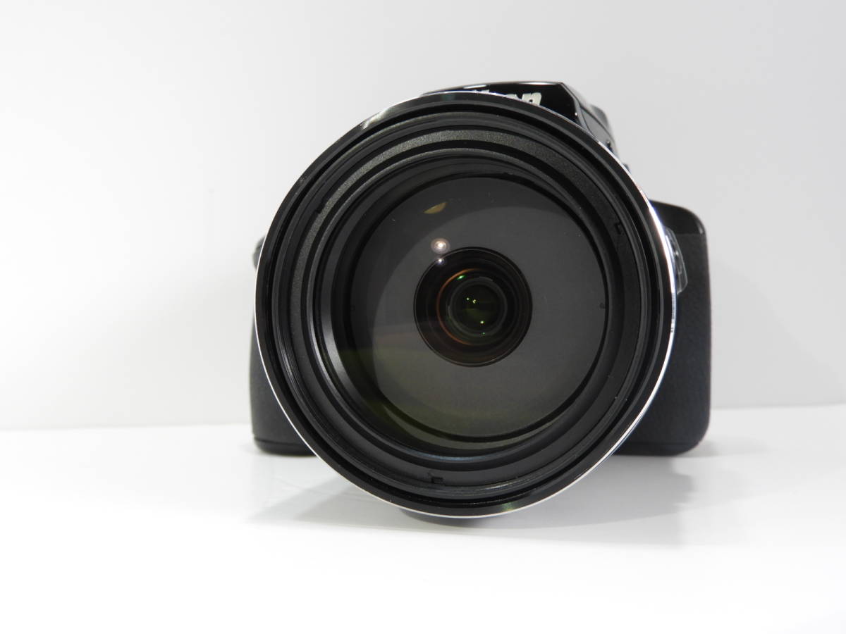 Nikon ニコン COOLPIX P900 クールピクス 83倍 デジタルカメラ 簡易