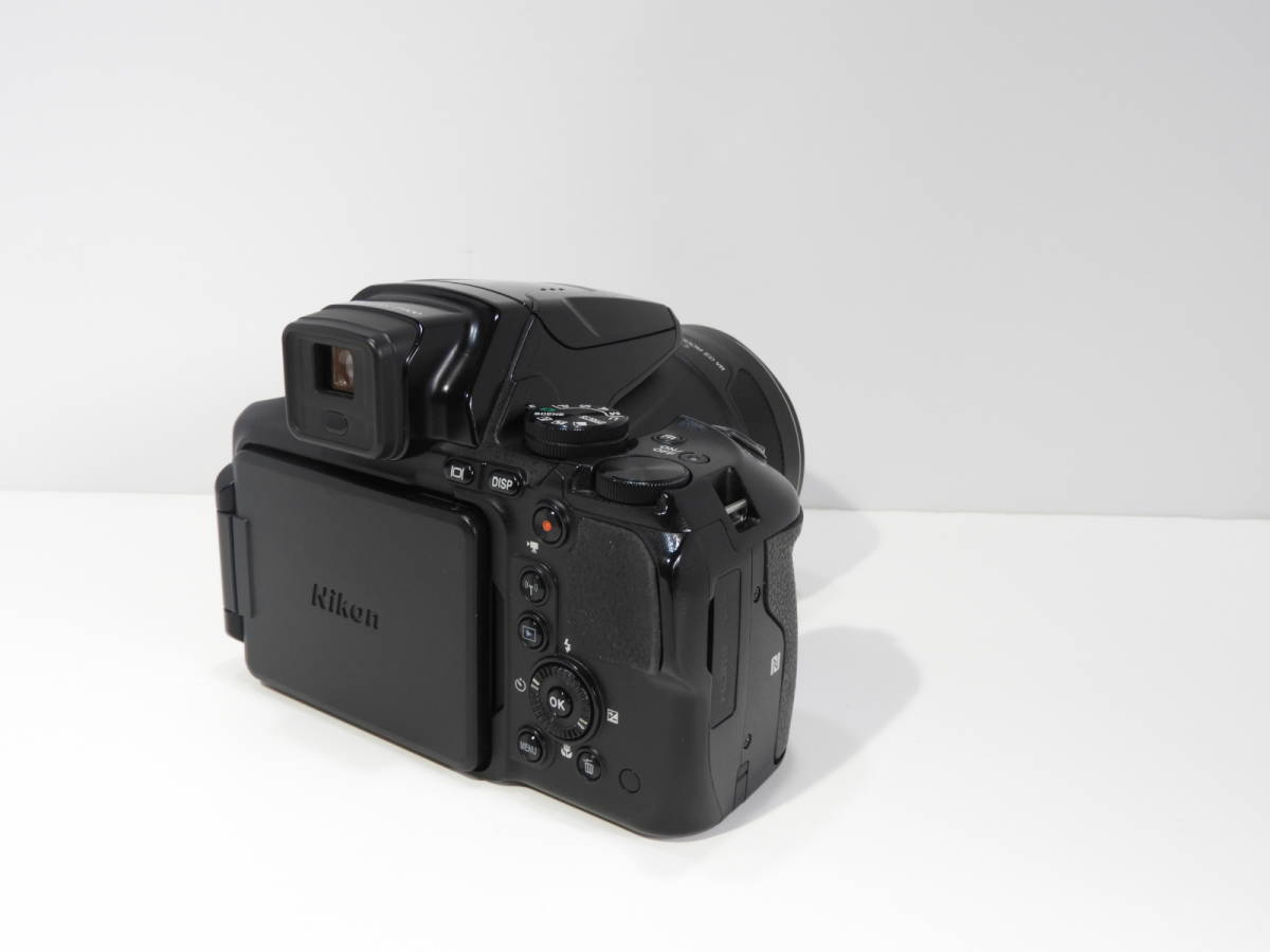 Nikon ニコン COOLPIX P900 クールピクス 83倍 デジタルカメラ 簡易