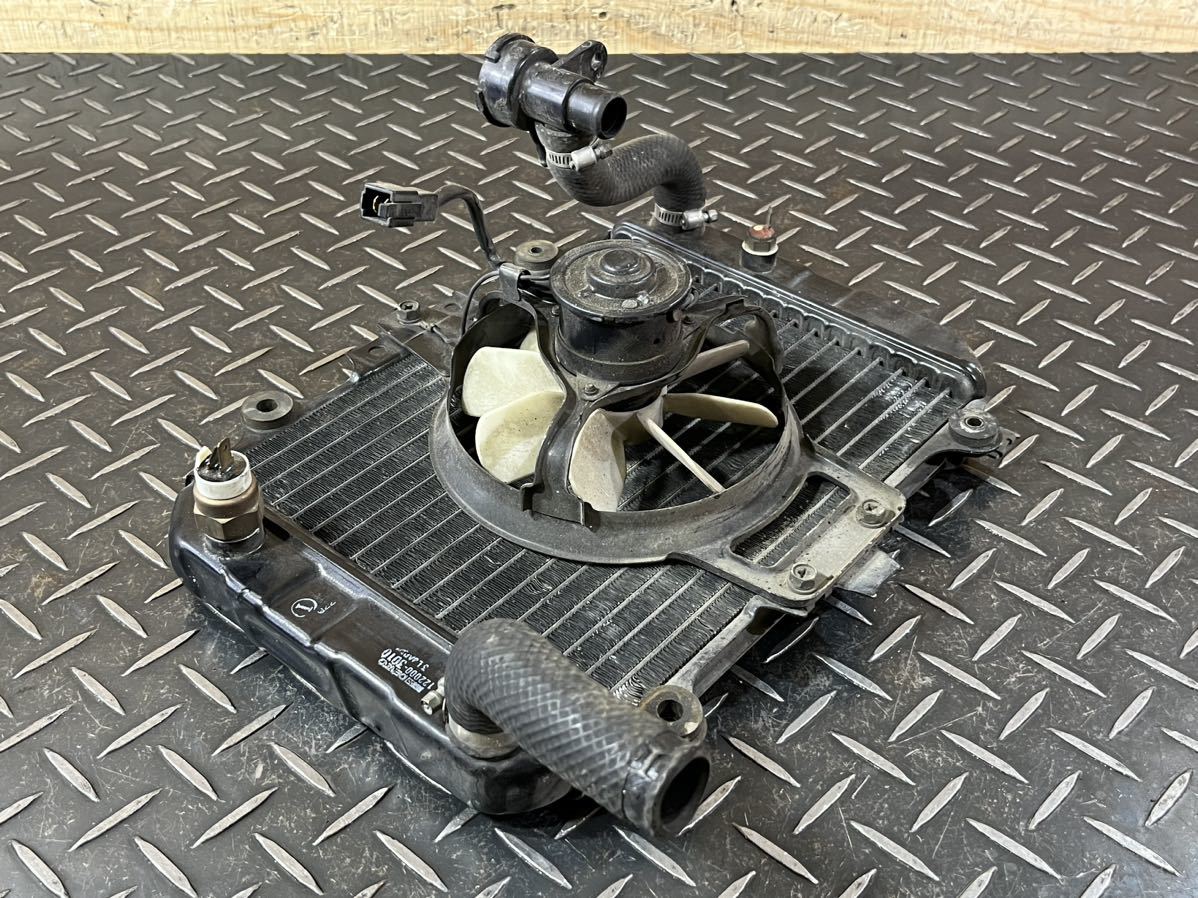 送料無料，大得価 カワサキ バリオス 250 ZR250A 純正 ラジエーター ファン 122000-3010 ab3233 100(冷却装置)｜売買されたオークション情報、yahooの商品情報をアーカイブ公開 - オークファン カワサキ用