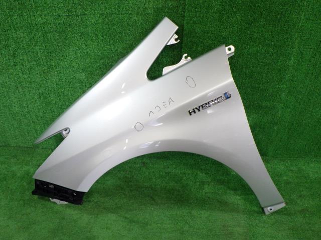 プリウス DAA-ZVW30 左フロントフェンダー L 1F7 53802-47050