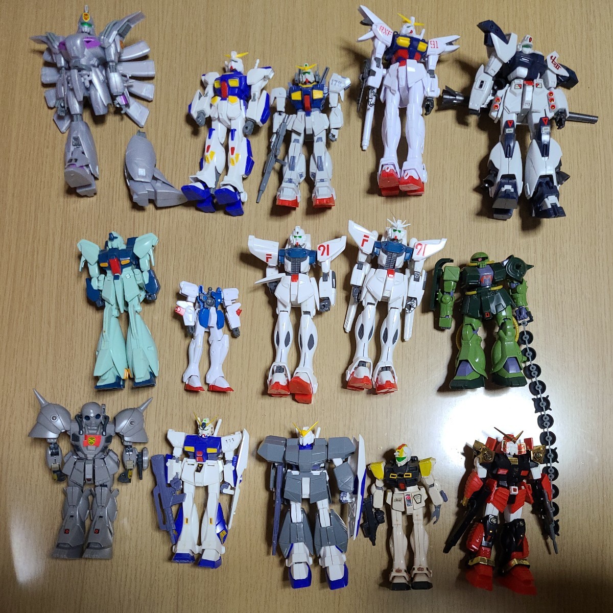 ガンプラ 完成品 ジャンク 部品取りに ガンダム 【公式通販】