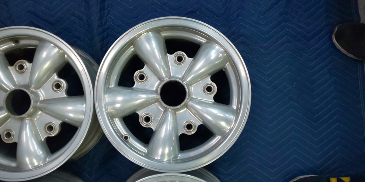 空冷VW 15インチ アルミホイール センターラインPCD205 5穴 空冷VW 15インチ アルミホイール センターラインPCD205 5穴